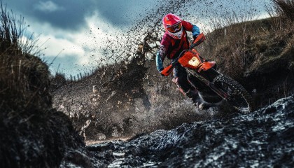 谷爱凌再创历史 自由式滑雪世锦赛勇夺双冠王