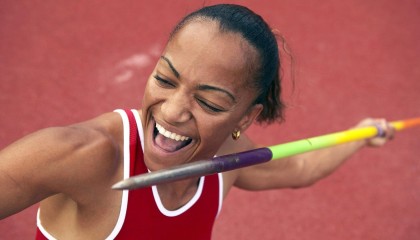 欧战历史首现！埃基蒂克创奇景，为法兰克福破门后，又亲手刺穿老东家